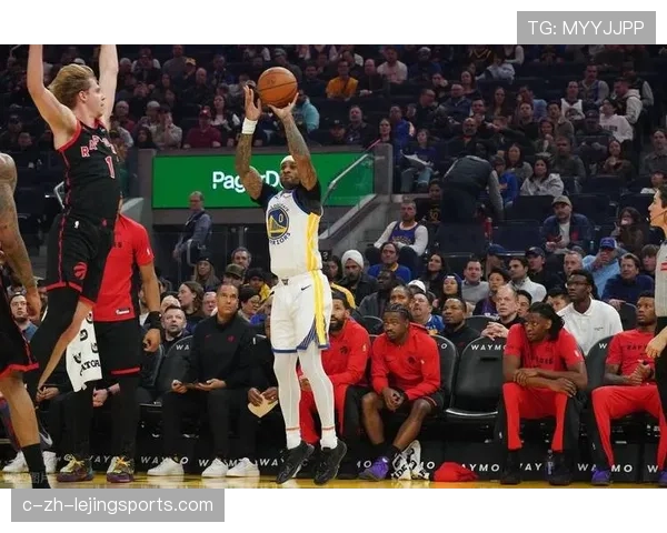 奎克利32分9助攻引领猛龙 北境新王展现战术组织能力